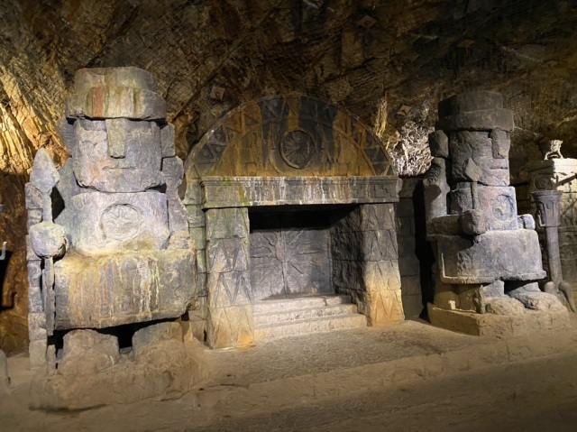 子供に人気 古代文明テーマパーク