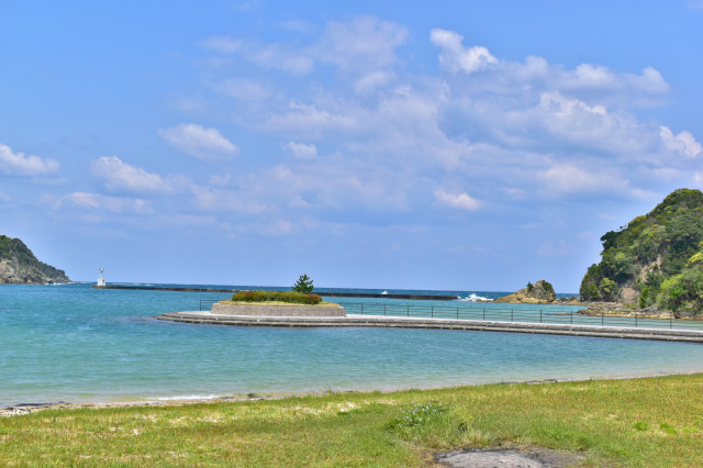 阿川ほうせんぐり海浜公園