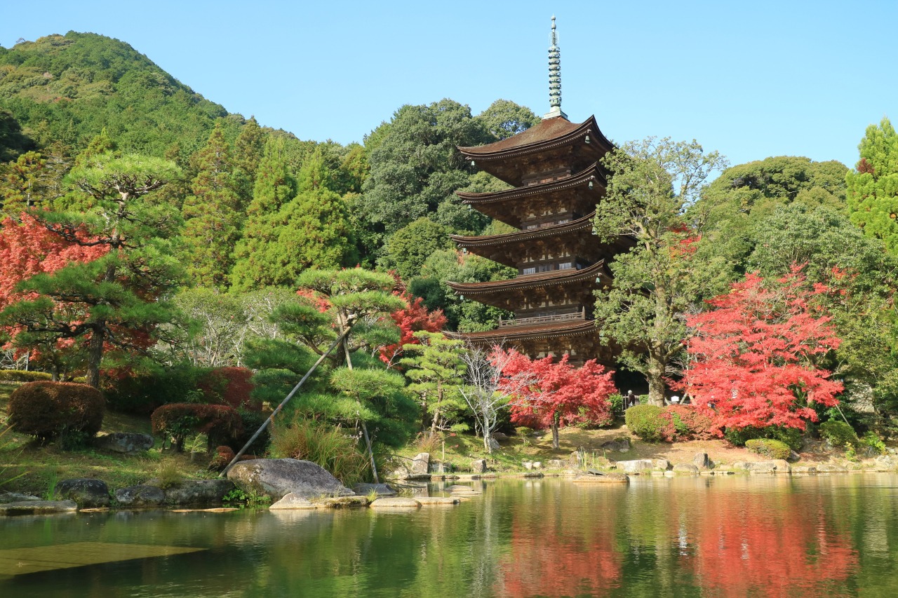 瑠璃光寺五重塔（香山公園）